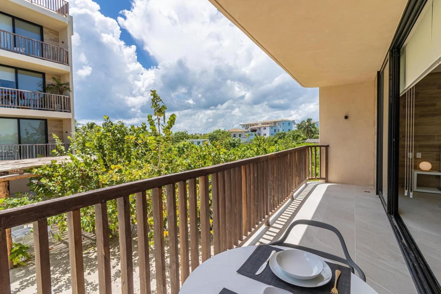 Pool View Loft Steps From The Ocean In Punta Cocos - C101 Hotel Isla Holbox Exterior photo